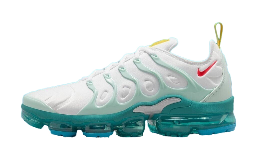 **DONT MISS IT** Nike Men's Air VaporMax Plus Shoes shops TRIPPLE WHITE